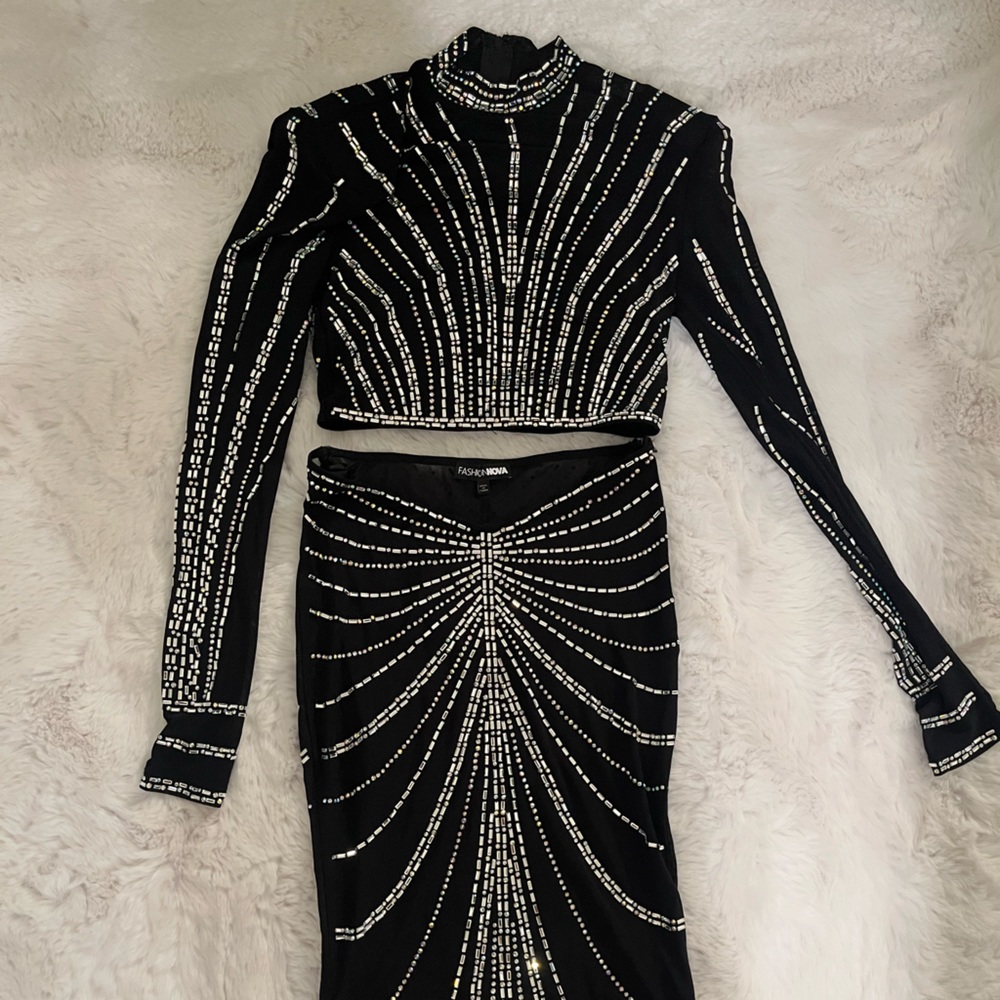 Fashion Nova Two Piece Gown Skirt Set